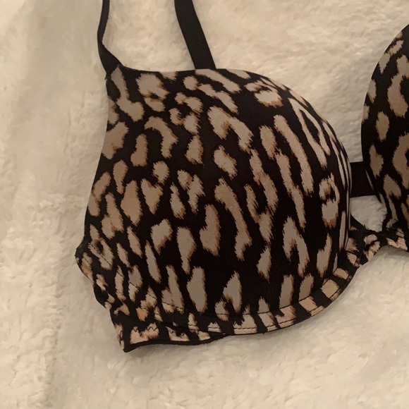 Victoria’s Secret leopard print bra - Picture 2 of 11